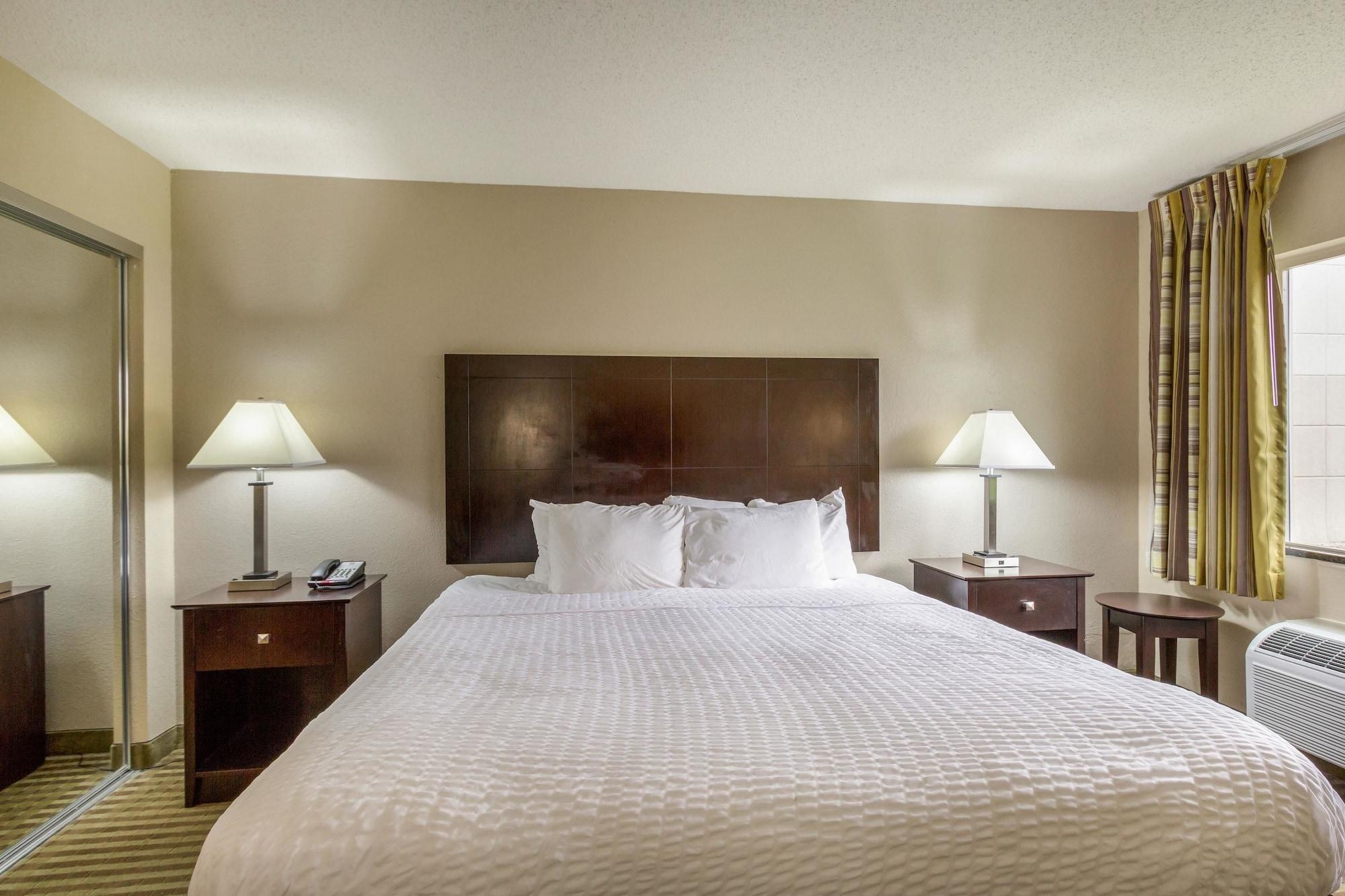 Clarion Hotel Beachwood-Cleveland Extérieur photo