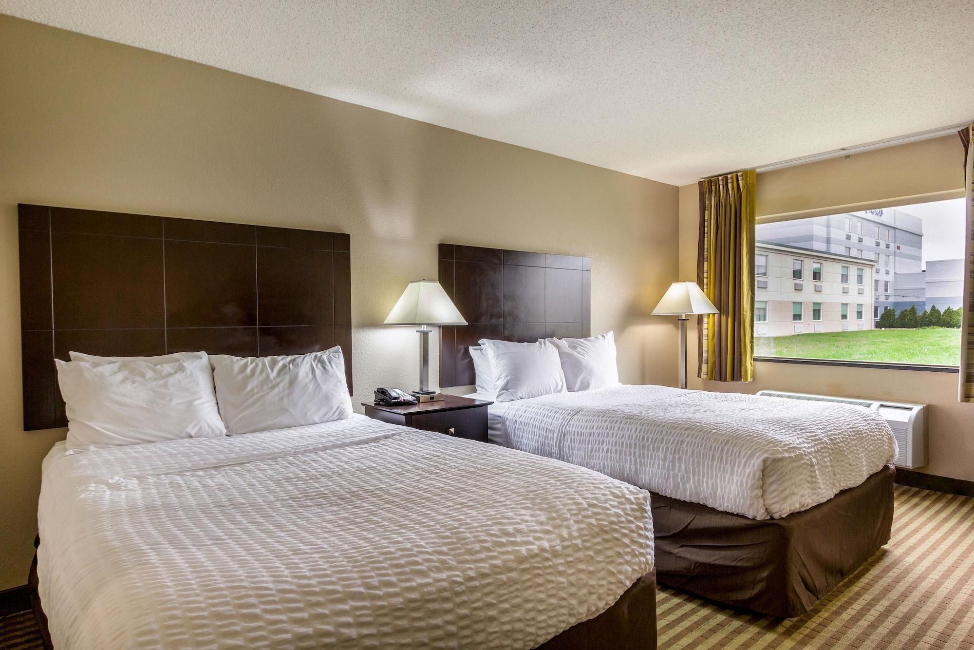 Clarion Hotel Beachwood-Cleveland Extérieur photo