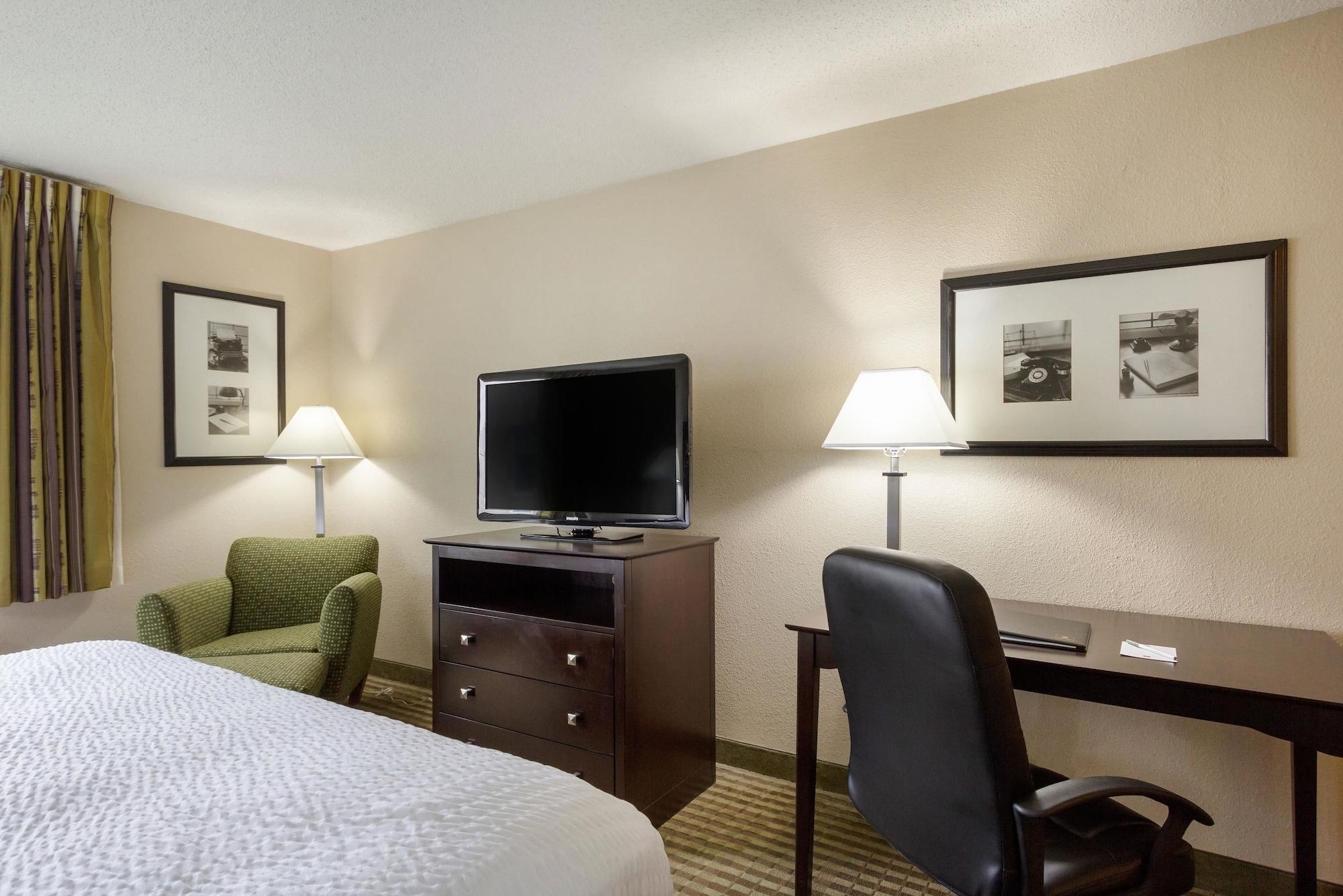 Clarion Hotel Beachwood-Cleveland Extérieur photo