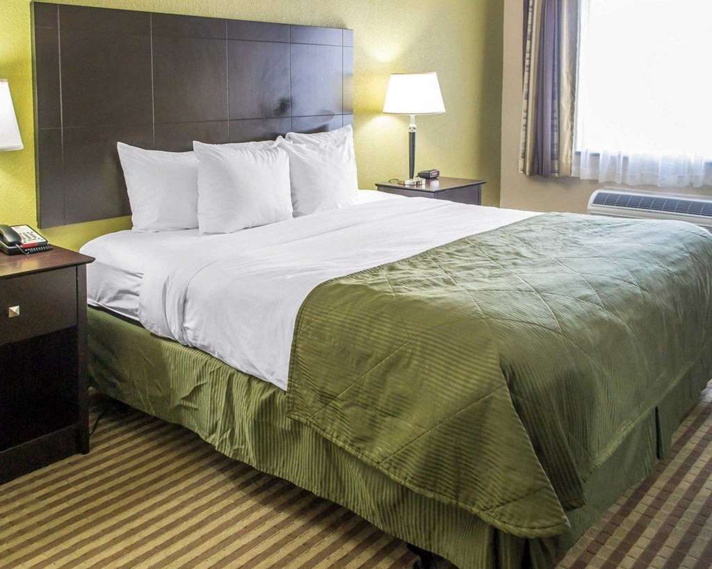 Clarion Hotel Beachwood-Cleveland Chambre photo