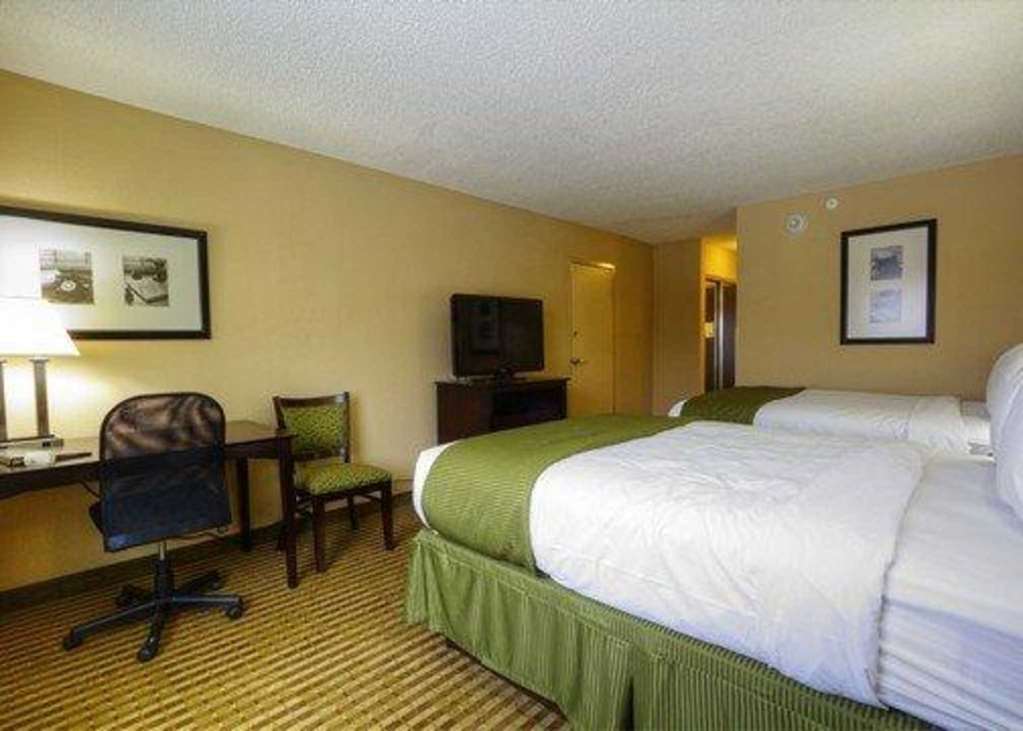 Clarion Hotel Beachwood-Cleveland Chambre photo