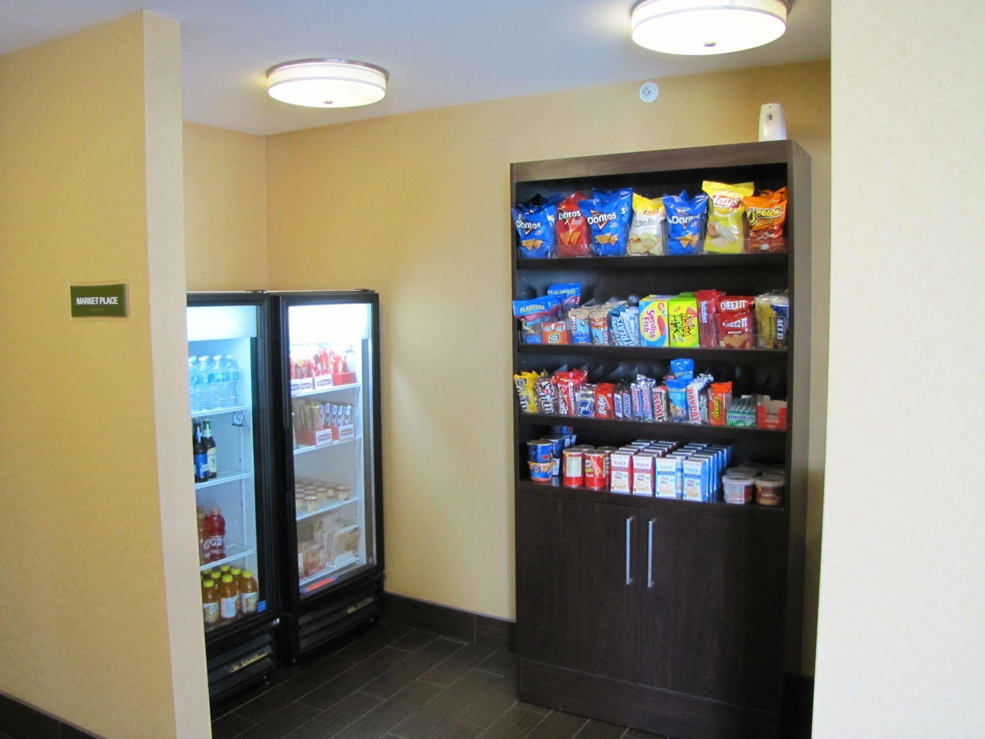 Clarion Hotel Beachwood-Cleveland Extérieur photo