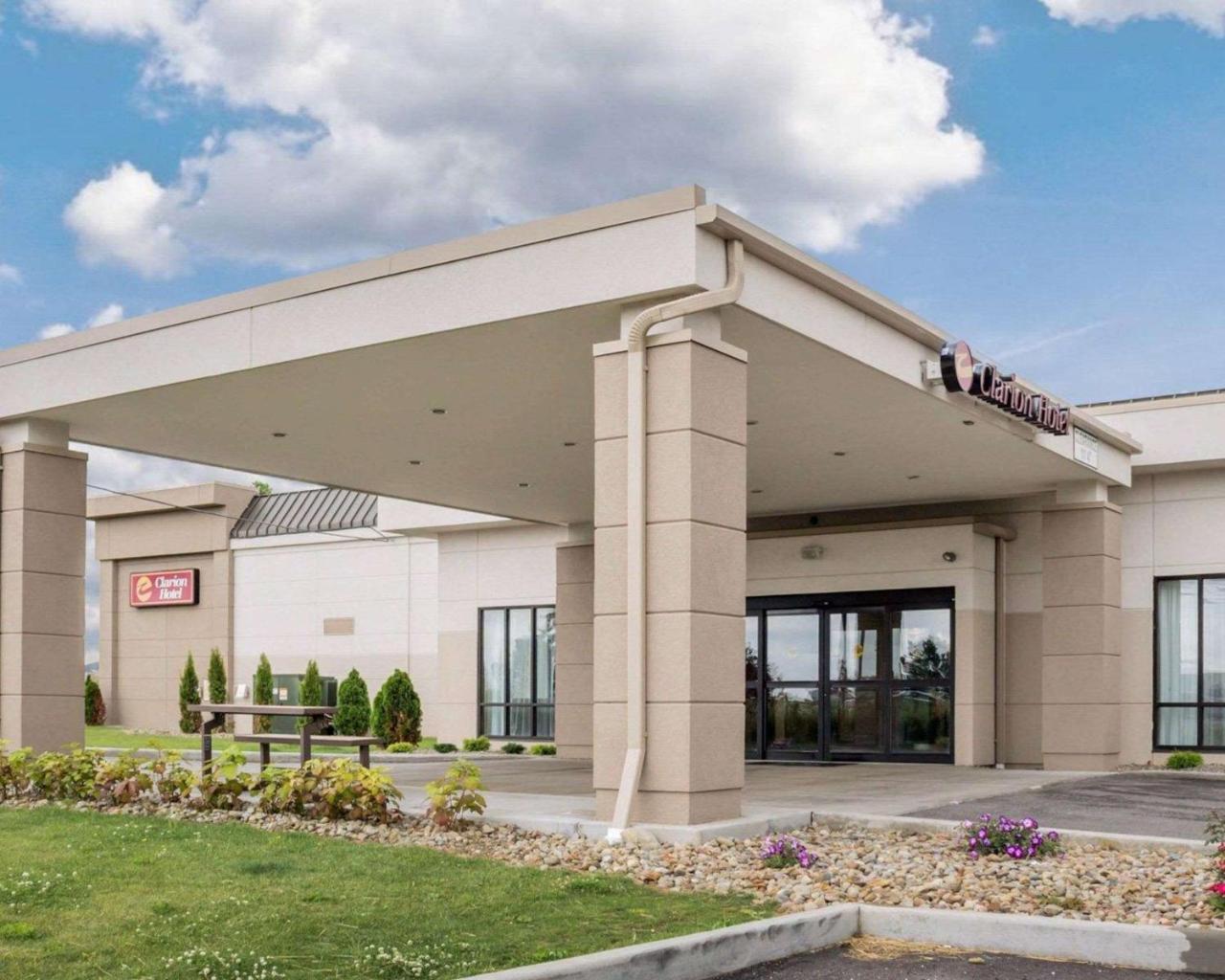 Clarion Hotel Beachwood-Cleveland Extérieur photo